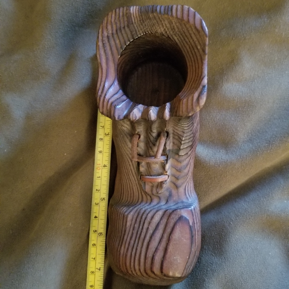 Rustic Boot Decor - Picture 2 of 7